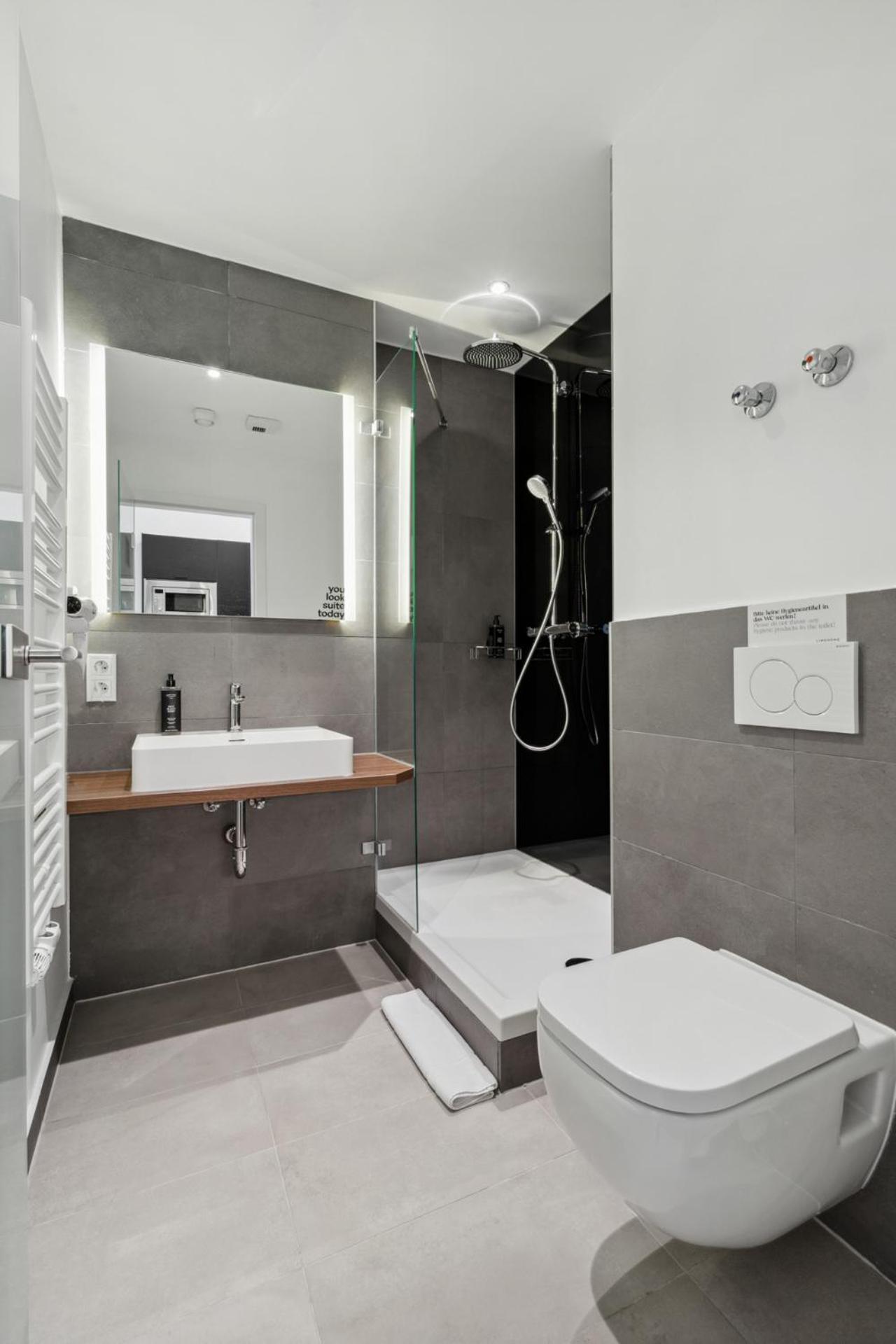 Limehome Munich Fritz-Erler Str Экстерьер фото