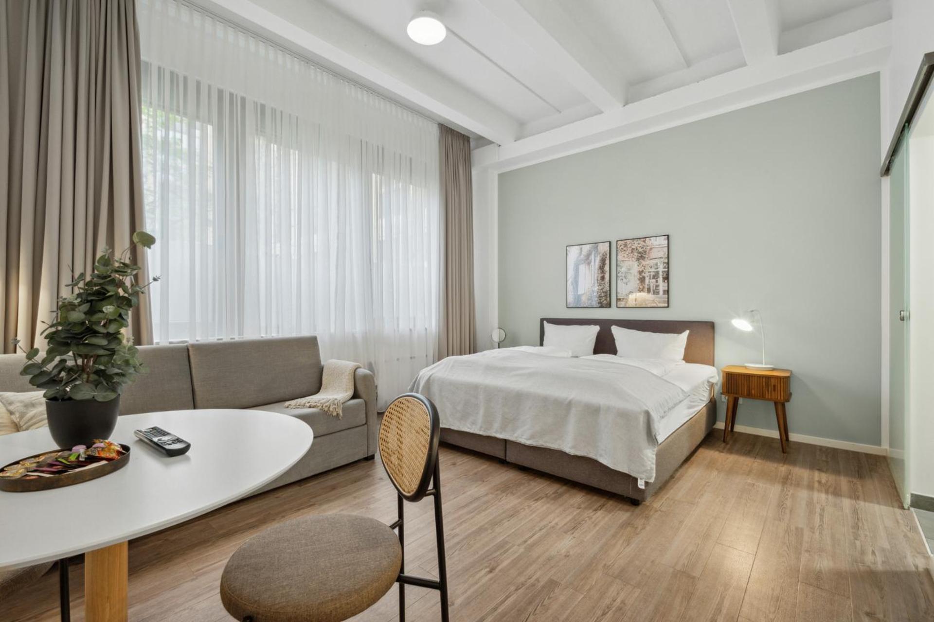 Limehome Munich Fritz-Erler Str Экстерьер фото