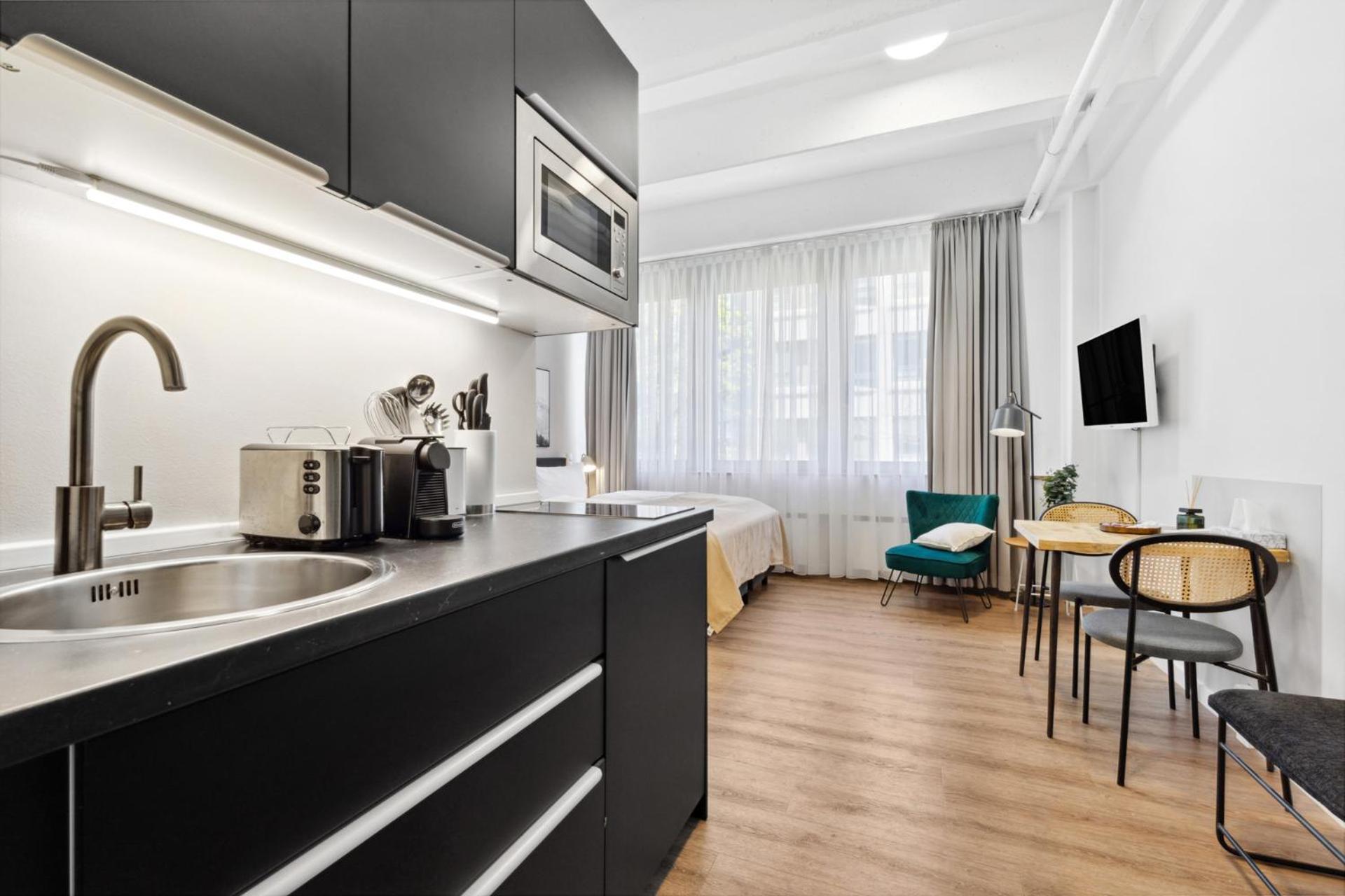 Limehome Munich Fritz-Erler Str Экстерьер фото