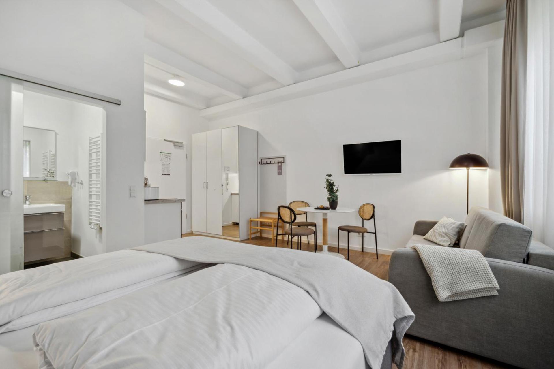 Limehome Munich Fritz-Erler Str Экстерьер фото
